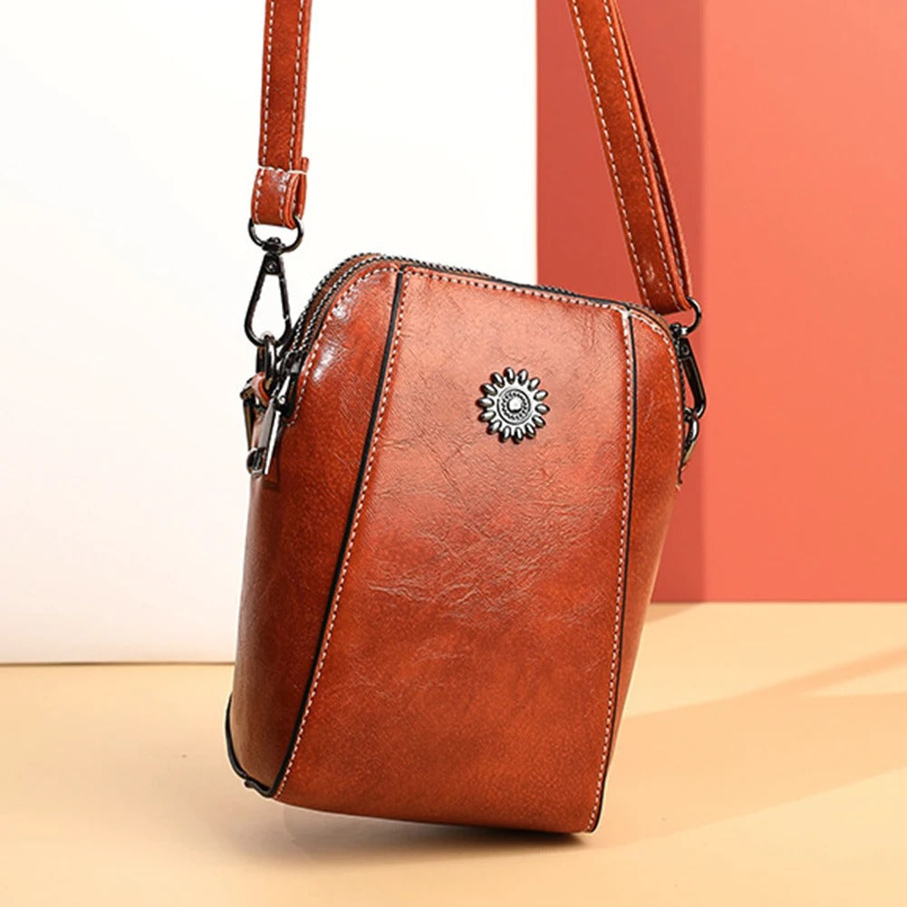 Charina: un bolso de hombro elegante y versátil para mujer