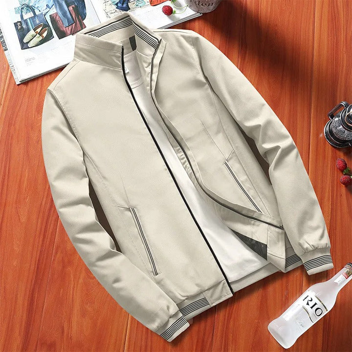 Konstantin: chaqueta elegante y funcional para hombre